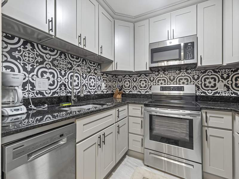 204 - Kitchen